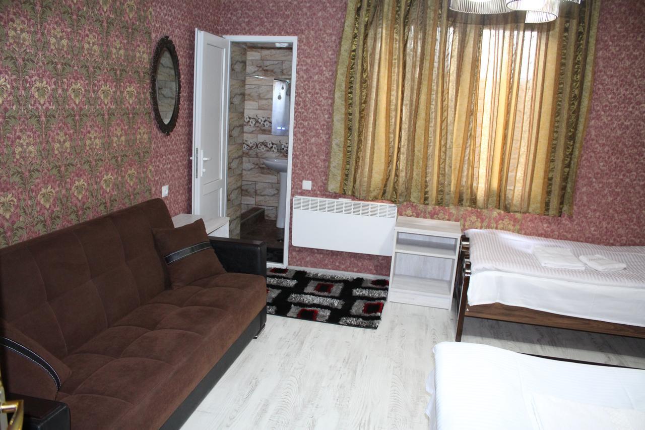 Salome Guest House Mestia Eksteriør billede