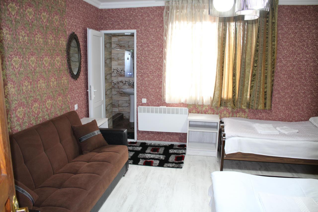 Salome Guest House Mestia Eksteriør billede