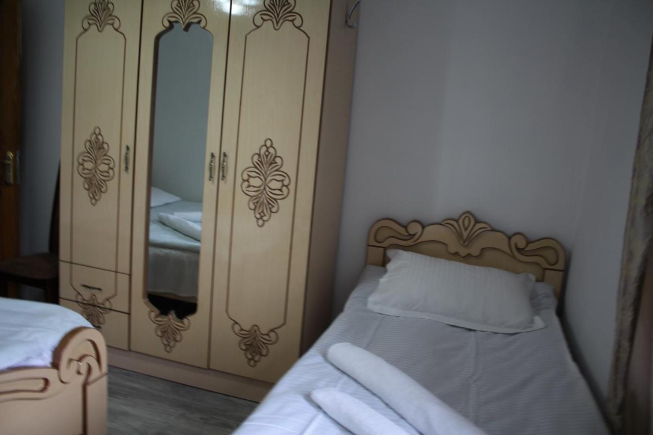 Salome Guest House Mestia Eksteriør billede